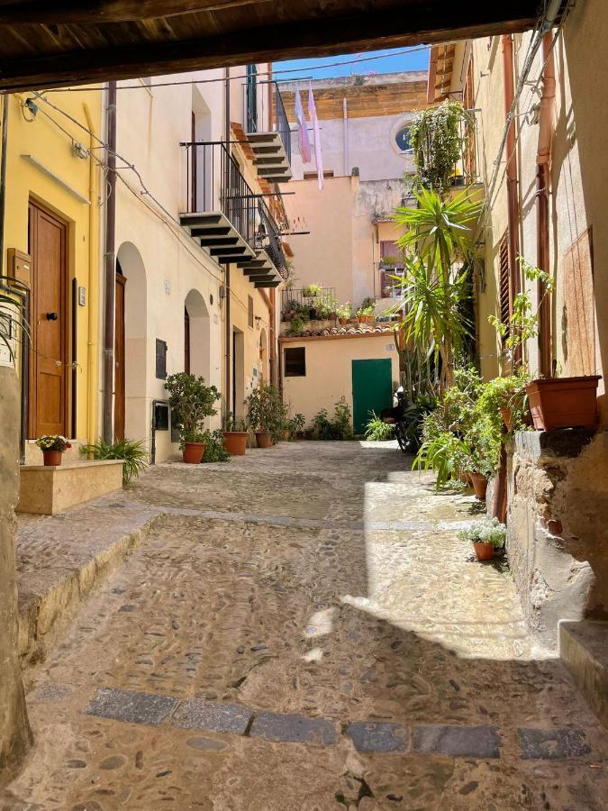 La Nicchia Apartment Cefalù Exterior foto